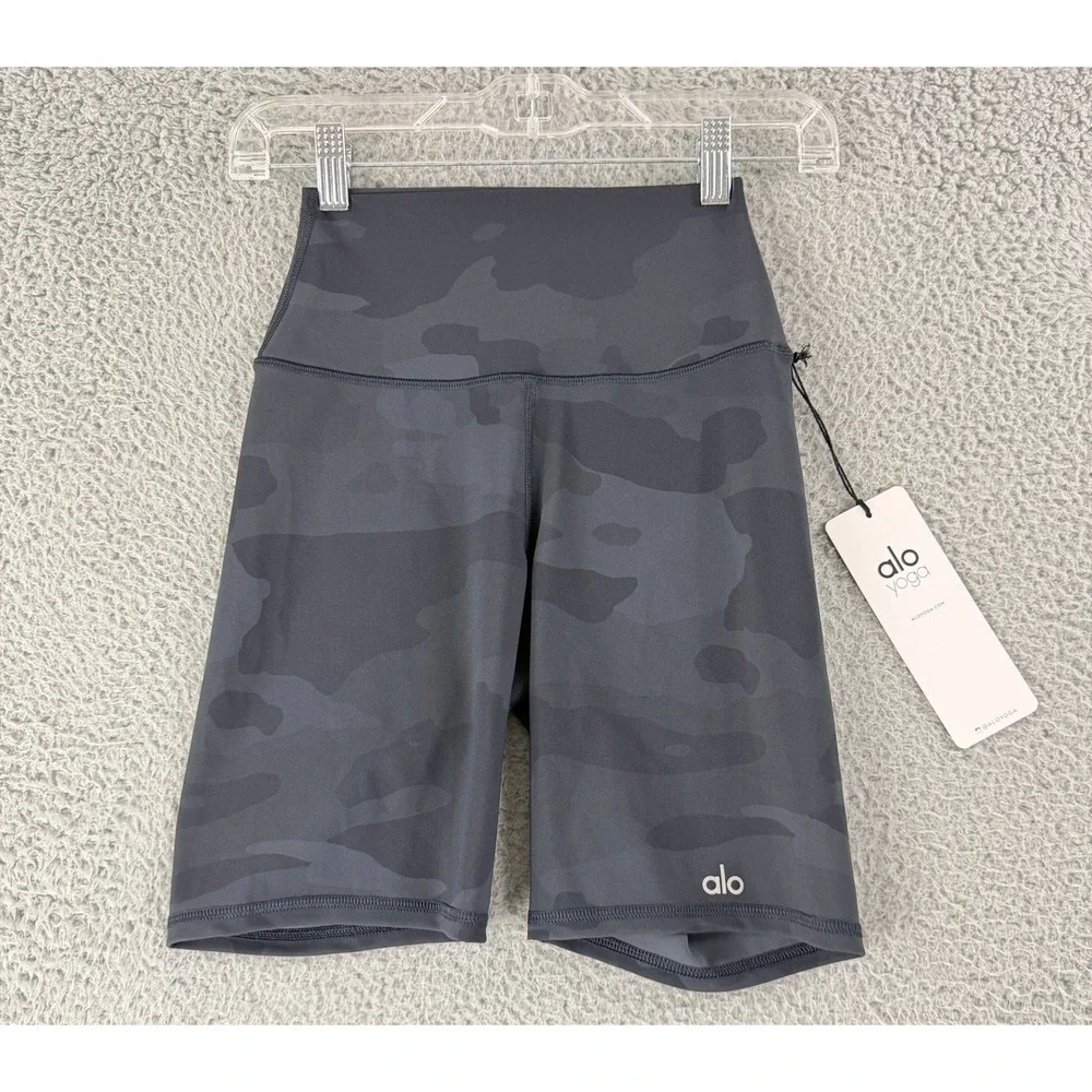 Alo Yoga Biker Shorts Womens XS‎ Black Camo High Waist Athletic W6162R Spandex